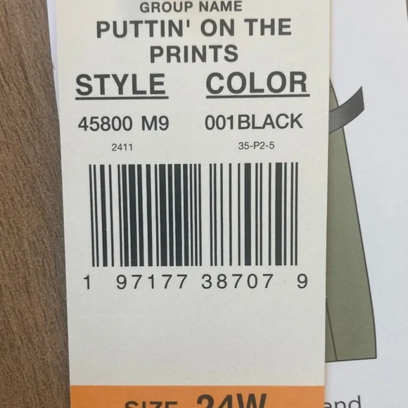 Ruby Rd black short pull on short with stretch slimming contour waistband 24W - Picture 10 of 17